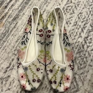 Floral Embroidered Women's Shoes